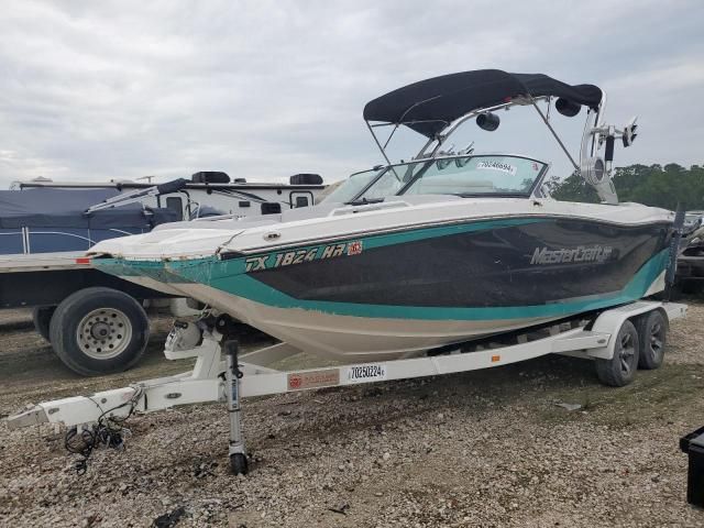 2020 Mastercraft XT22