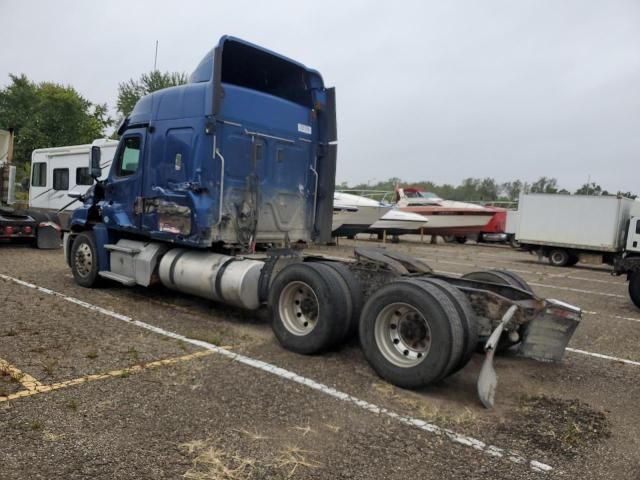 2013 Freightliner Cascadia 125