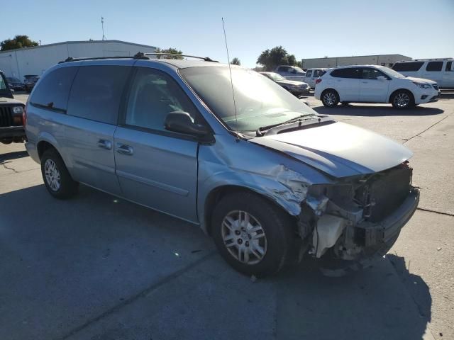 2005 Dodge Grand Caravan SE