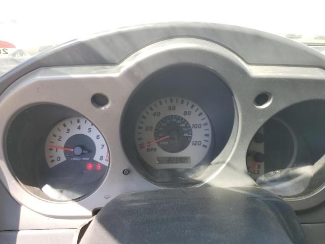 2004 Nissan Xterra XE