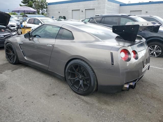 2009 Nissan GT-R Base