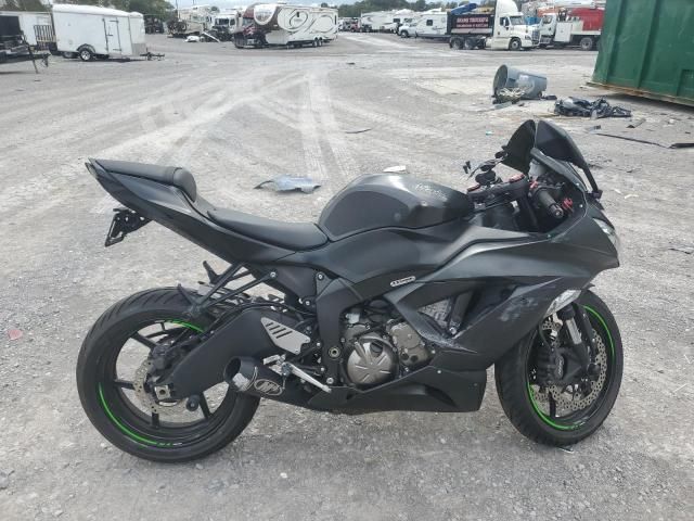 2016 Kawasaki ZX636 E