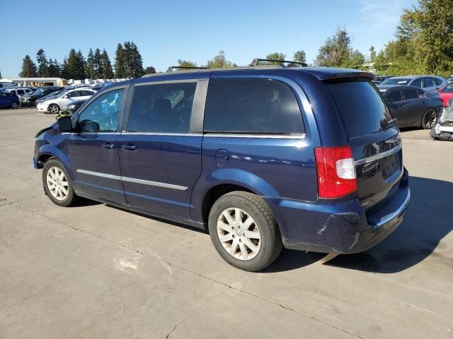 2013 Chrysler Town & Country Touring