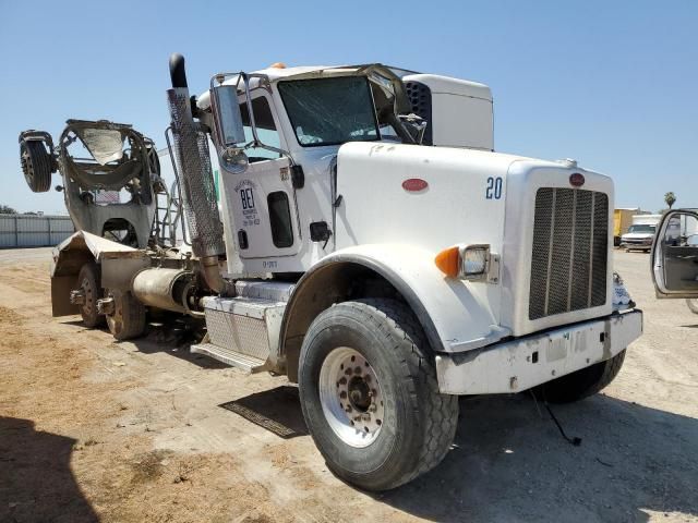 2013 Peterbilt 365