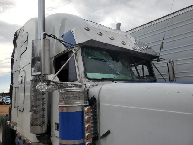 2001 Freightliner Conventional FLD132 XL Classic