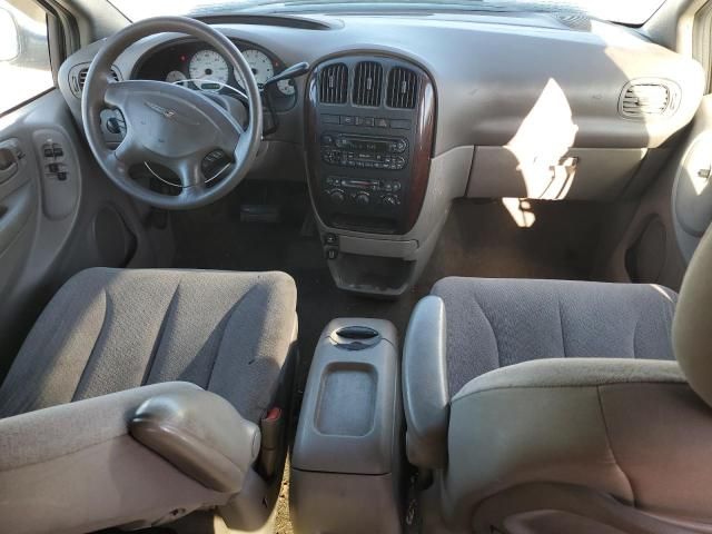 2002 Chrysler Town & Country EX