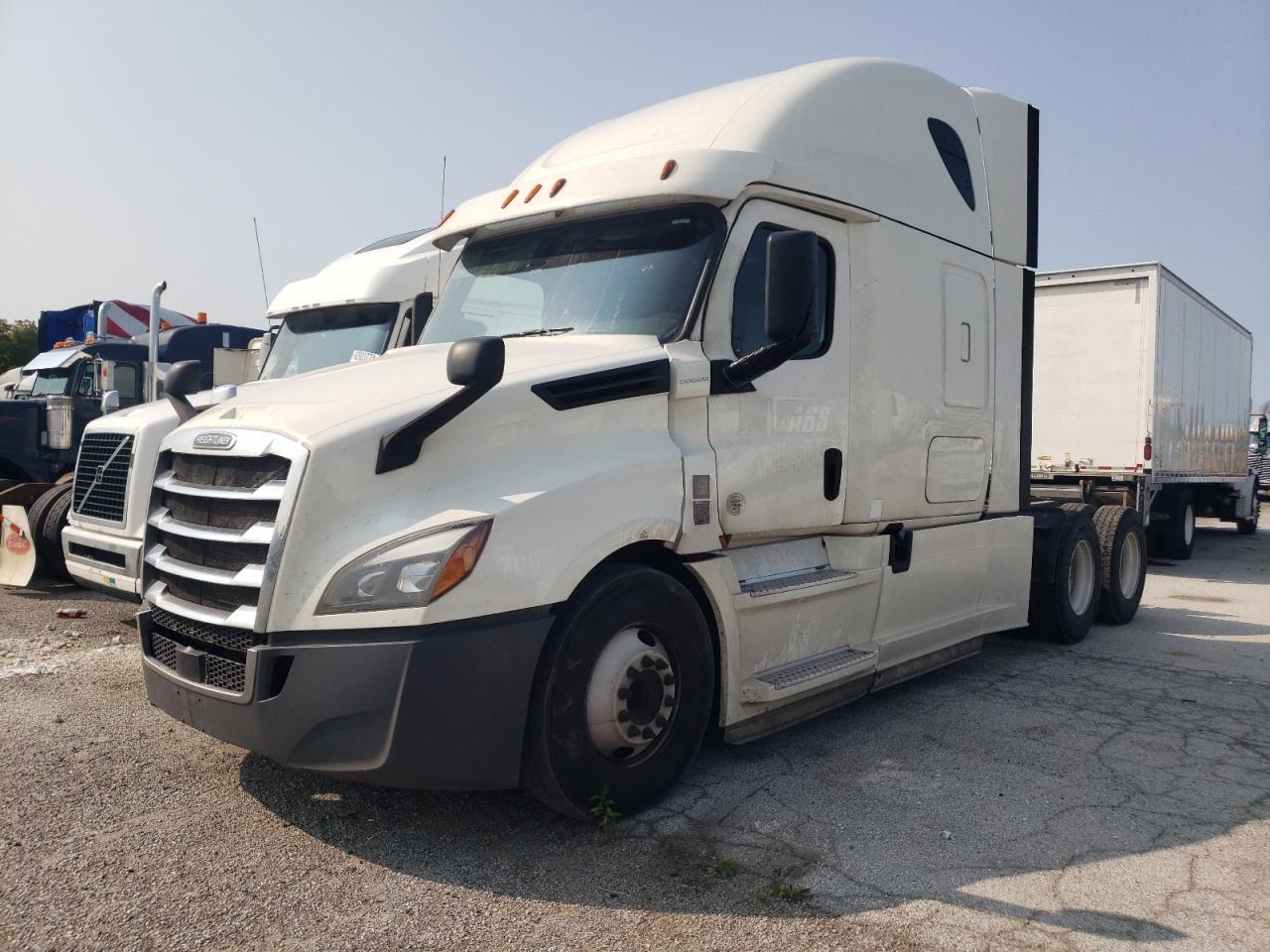 2018 Freightliner Cascadia 126