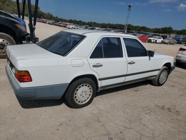 1987 Mercedes-Benz 300 E