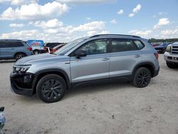 Volkswagen Vehiculos salvage en venta: 2024 Volkswagen Taos S