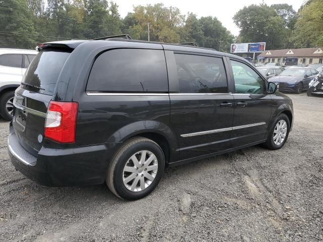 2013 Chrysler Town & Country Touring