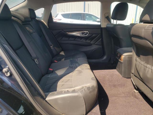 2016 Infiniti Q70 3.7