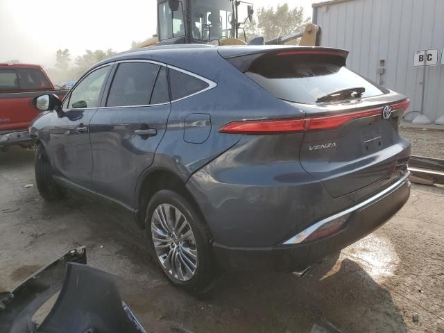 2022 Toyota Venza LE