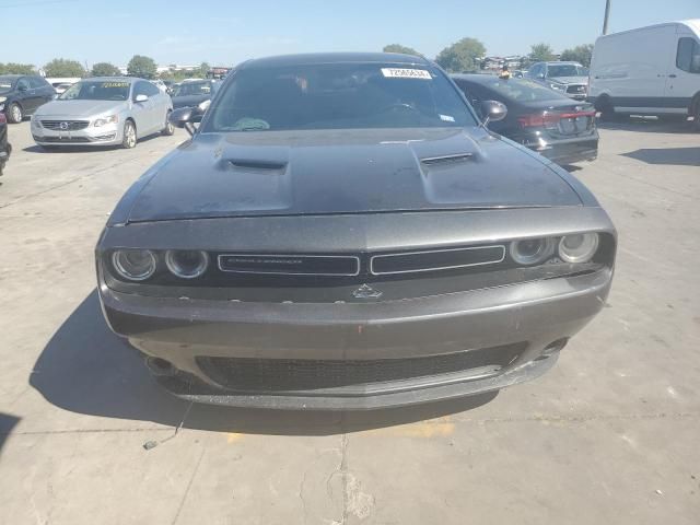 2016 Dodge Challenger SXT