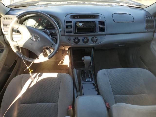 2004 Toyota Camry LE