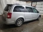 2010 Chrysler Town & Country LX