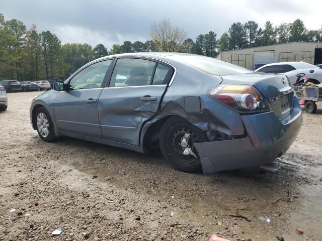 2010 Nissan Altima Base