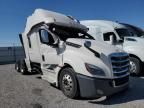 2019 Freightliner Cascadia 126