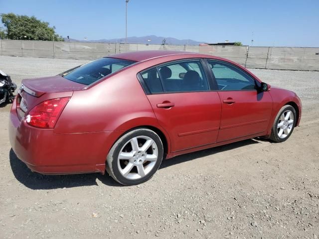 2005 Nissan Maxima SE