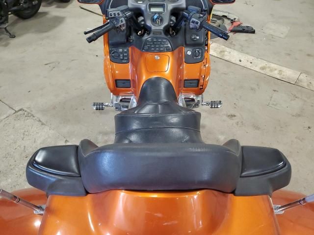 2002 Honda GL1800