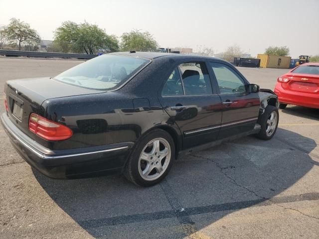 2001 Mercedes-Benz E 320