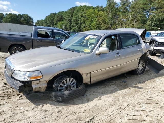 2003 Lincoln Town Car Executive