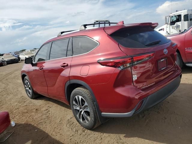 2021 Toyota Highlander Hybrid XLE