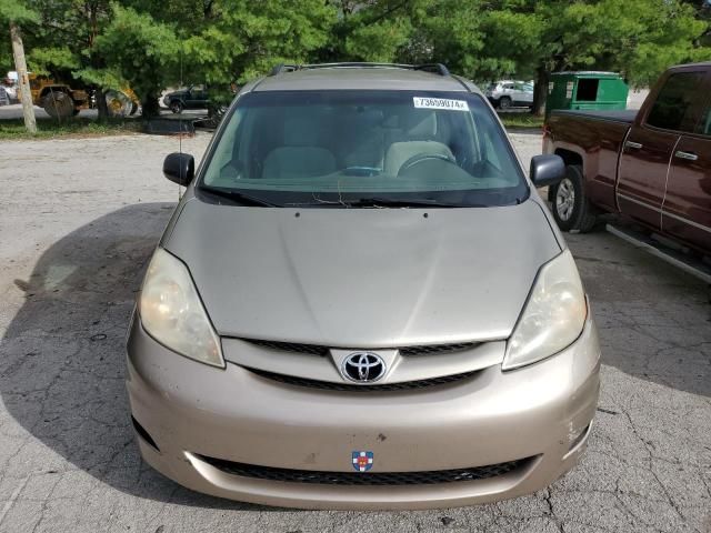 2007 Toyota Sienna CE