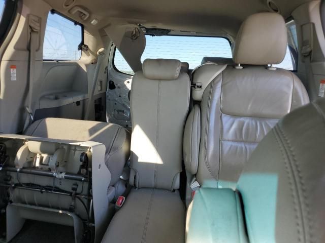 2015 Toyota Sienna XLE