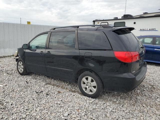 2009 Toyota Sienna CE