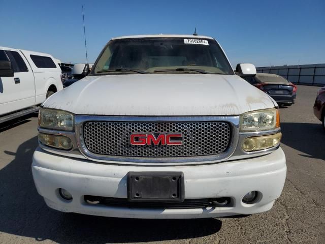 2002 GMC Denali