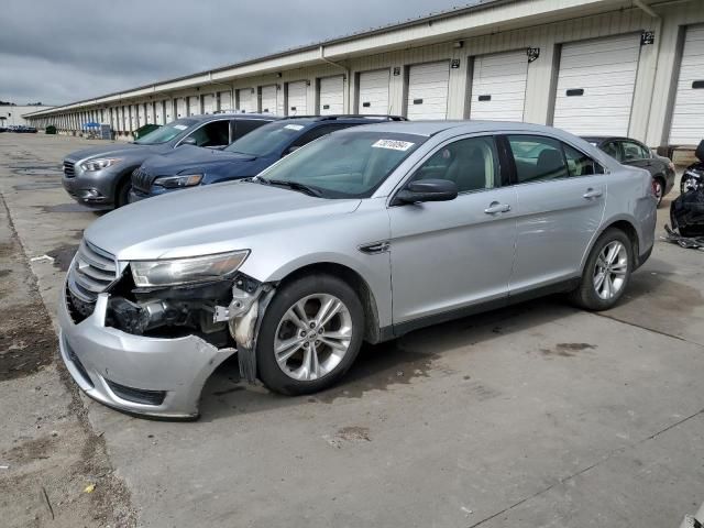 2015 Ford Taurus SE