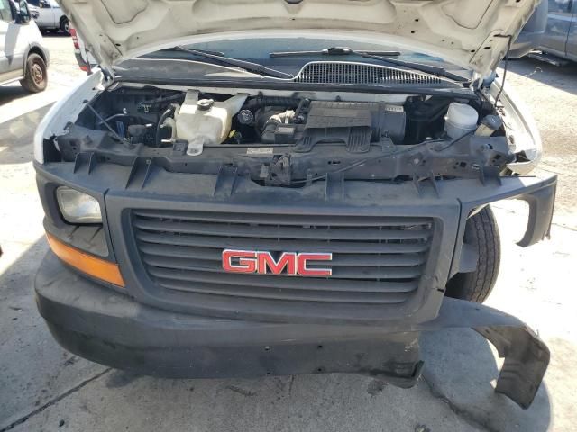 2012 GMC Savana Cutaway G3500