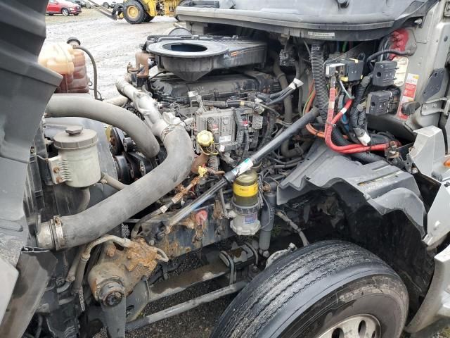 2020 International LT625