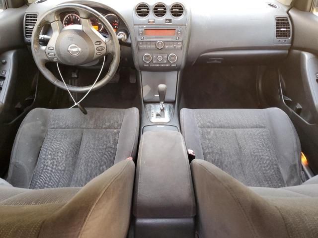 2010 Nissan Altima Base