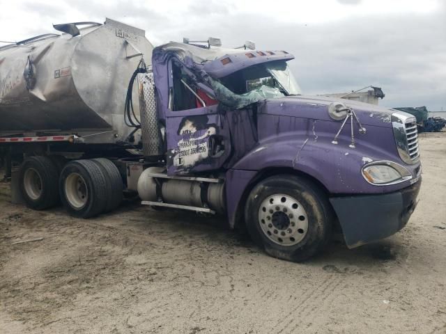 2010 Freightliner Conventional Columbia