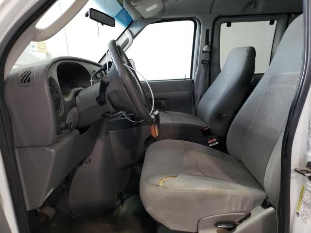 2006 Ford Econoline E350 Super Duty Wagon