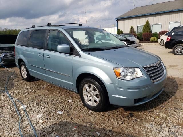 2010 Chrysler Town & Country Touring