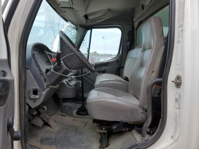 2010 Freightliner M2 106 Medium Duty