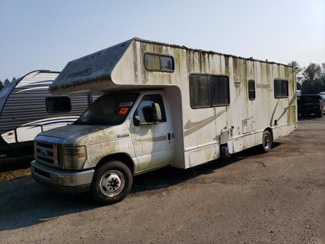 2011 Maje 2011 Ford Econoline E450 Super Duty Cutaway Van