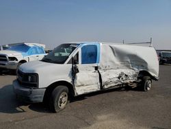 Salvage cars for sale from Copart Pasco, WA: 2005 Chevrolet Express G3500