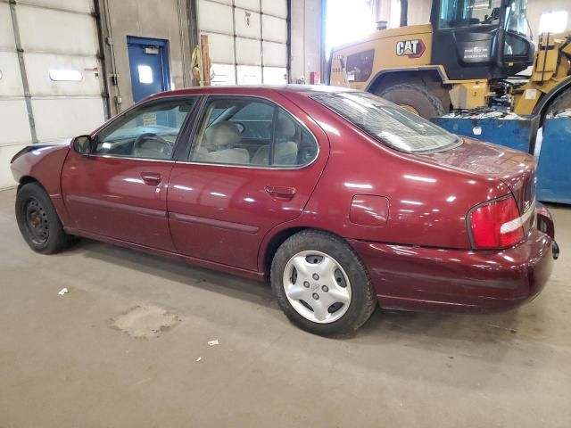 2000 Nissan Altima XE