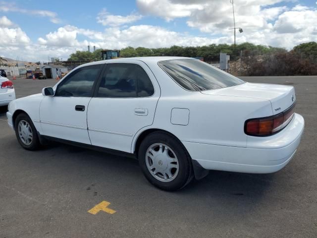 1992 Toyota Camry LE