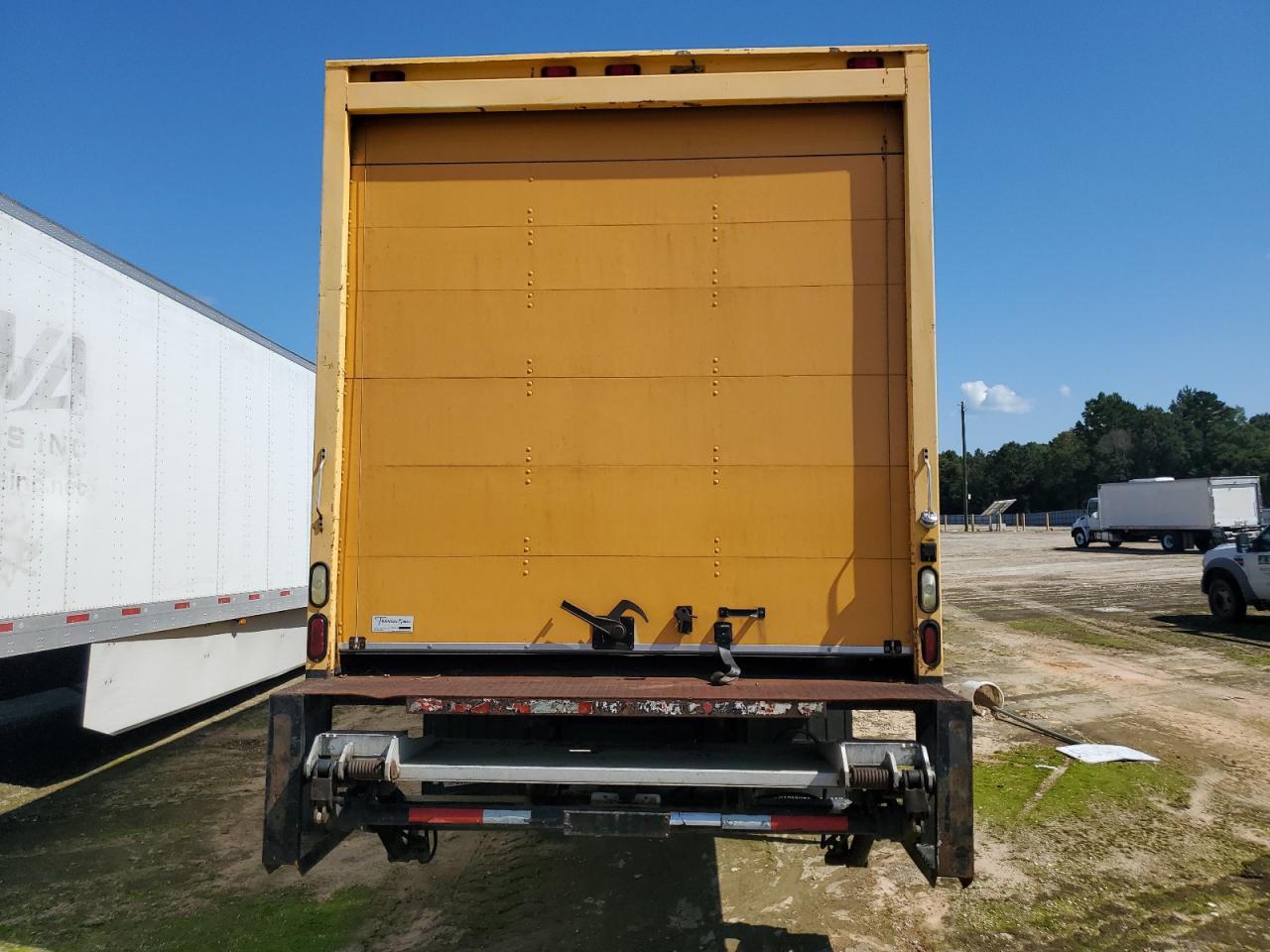 2005 International 4000 4300