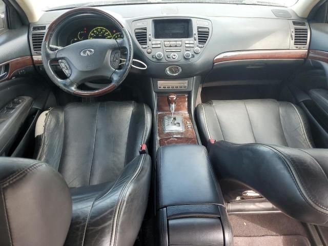 2005 Infiniti Q45