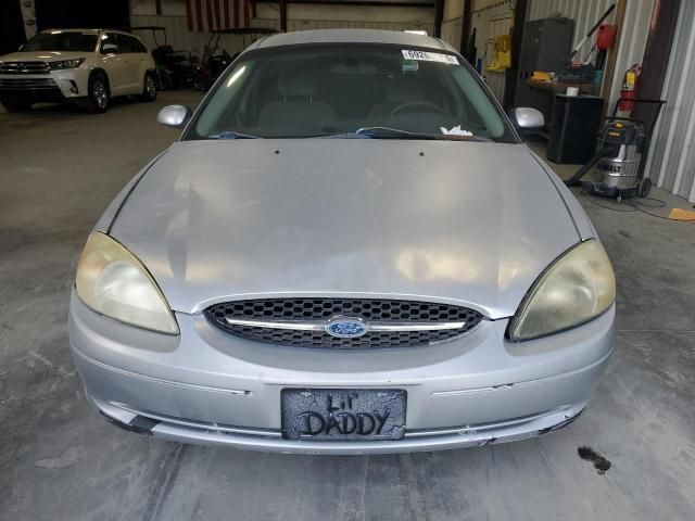 2002 Ford Taurus SE