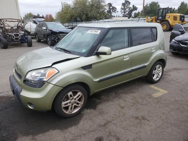 2010 KIA Soul +