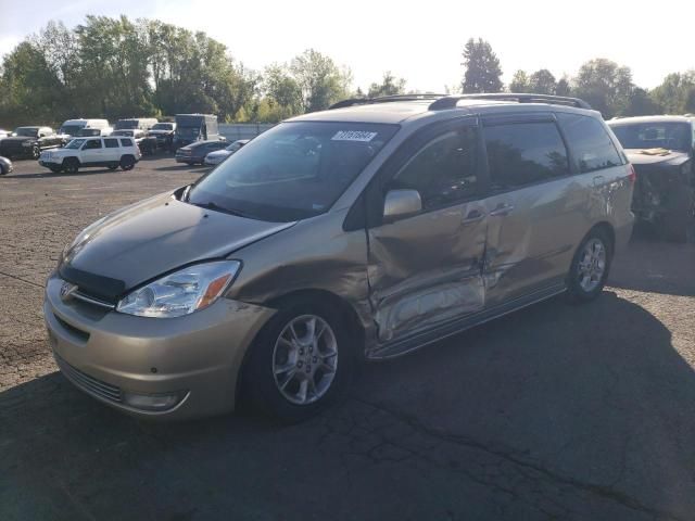 2004 Toyota Sienna XLE