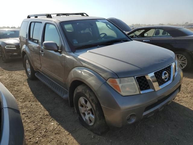 2006 Nissan Pathfinder LE