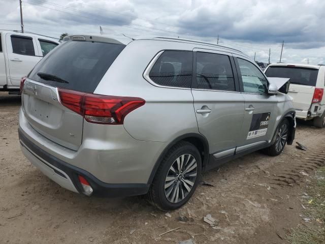 2020 Mitsubishi Outlander SE