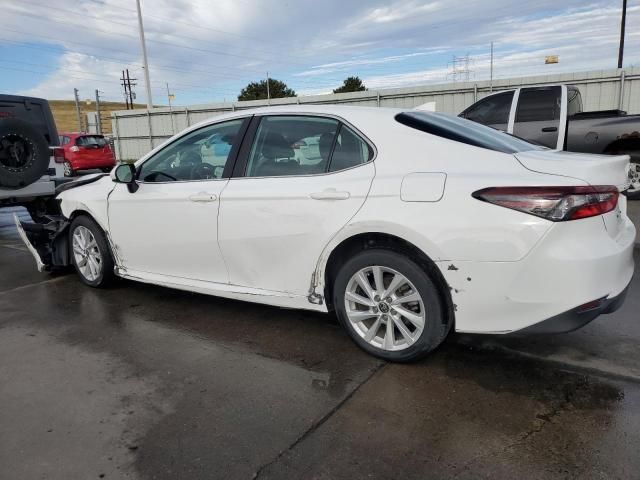 2022 Toyota Camry LE